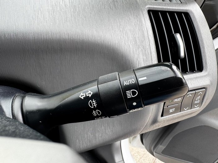 2012 Toyota Prius V i-Tech ZVW40R Crystal Pearl