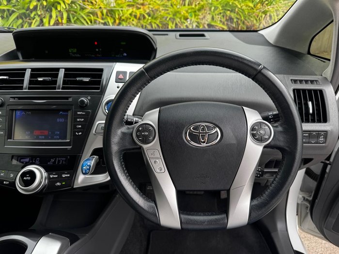 2012 Toyota Prius V i-Tech ZVW40R Crystal Pearl