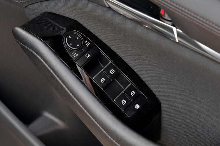 2025 Mazda 3 G20 Evolve