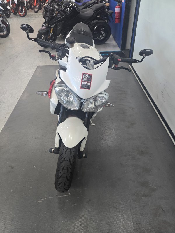 2013 Triumph STREET TRIPLE White