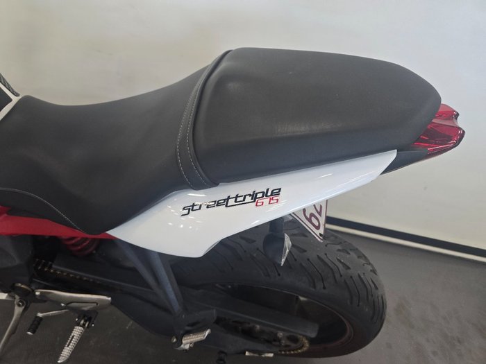 2013 Triumph STREET TRIPLE White