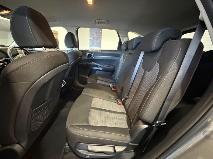 2024 Kia Sorento Sport