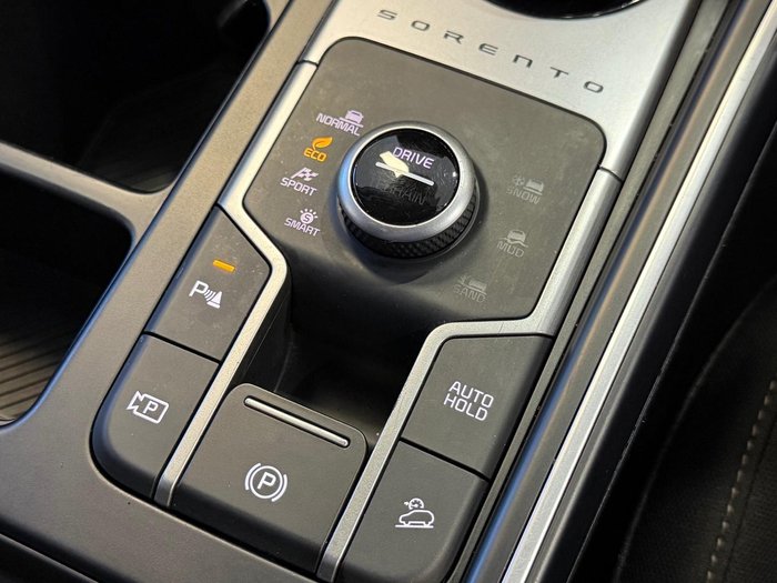 2024 Kia Sorento Sport