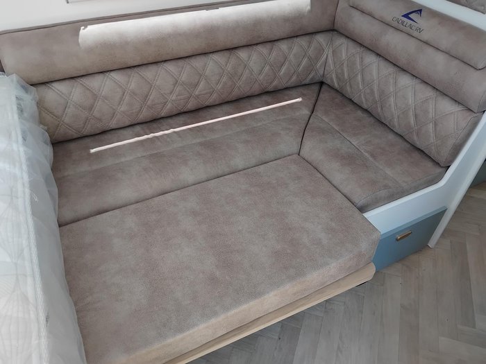 2026 Cadillac RV Ourea Royal King Bed Family Van Triple Bunks Victron Package