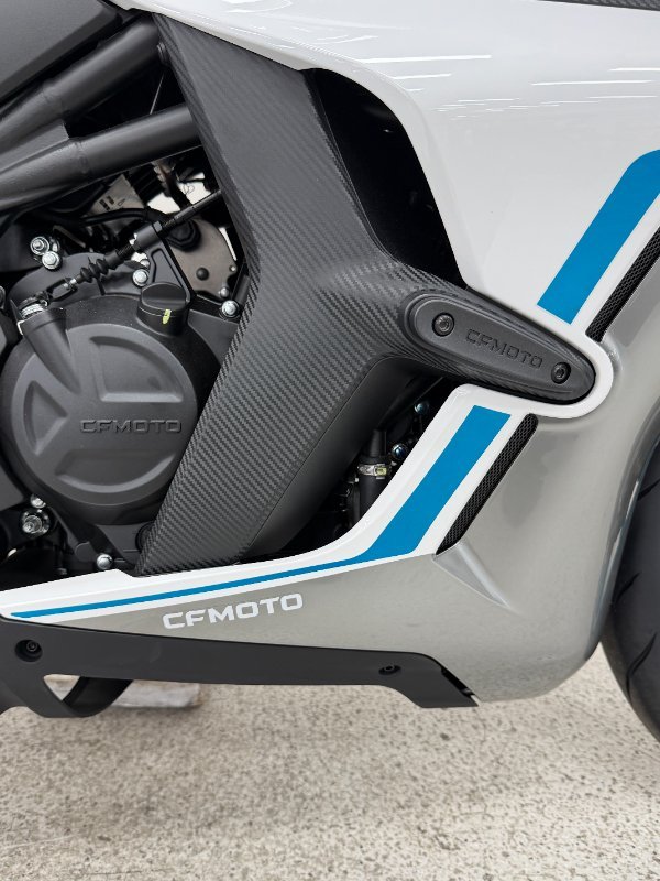 2026 CFMOTO 450 SR S White