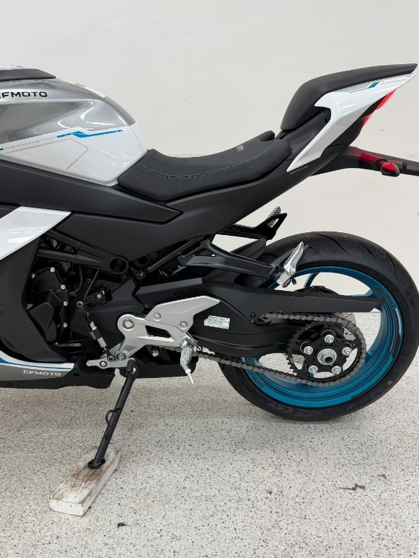 2026 CFMOTO 450 SR S White