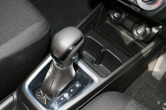 2017 Suzuki Swift GL Navigator Safety Pack