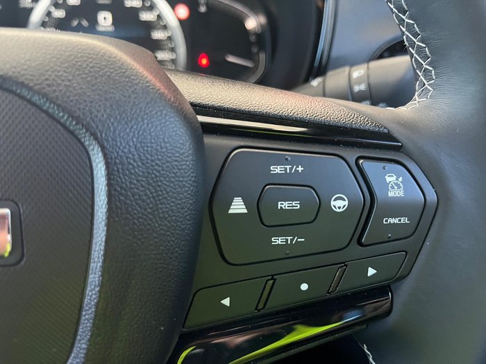 2025 Isuzu D-MAX BLADE