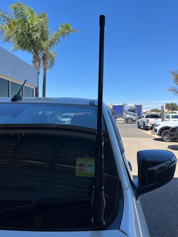 2025 Isuzu D-MAX BLADE