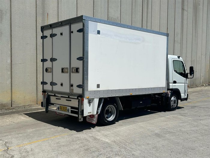 2016 Mitsubishi Canter 515