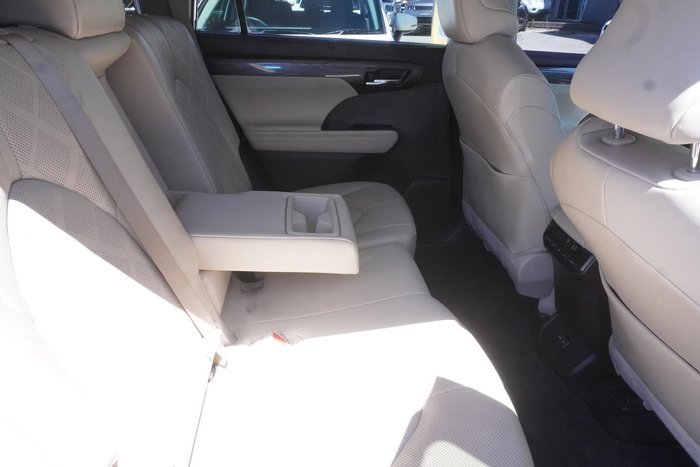 2022 Toyota Kluger Grande