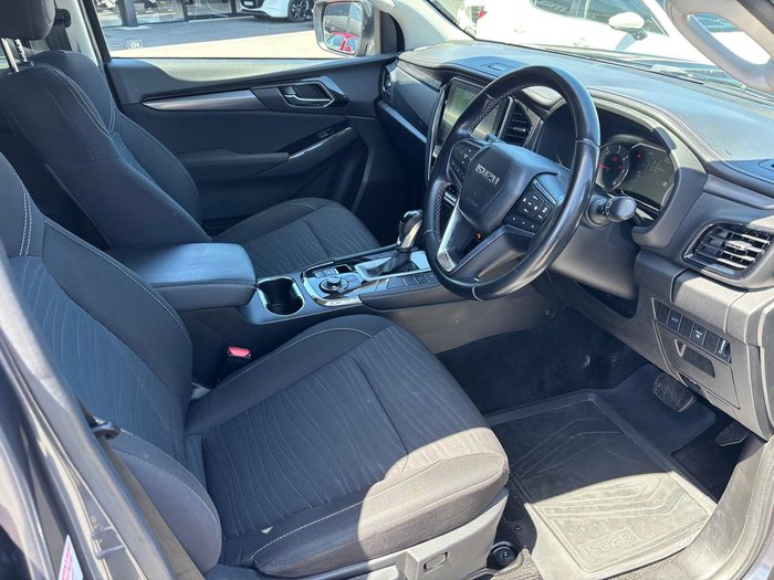 2022 Isuzu MU-X LS-U