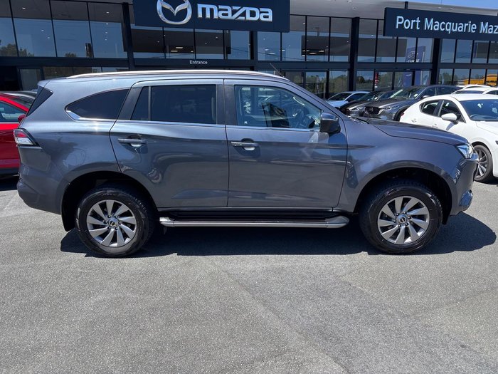 2022 Isuzu MU-X LS-U