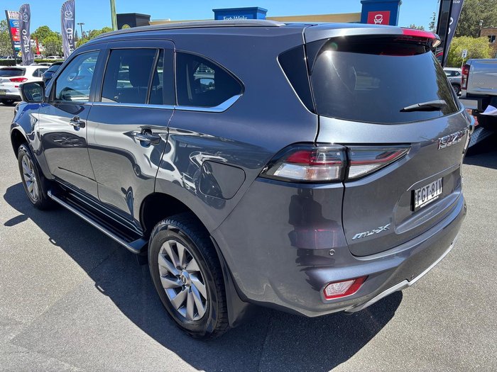 2022 Isuzu MU-X LS-U