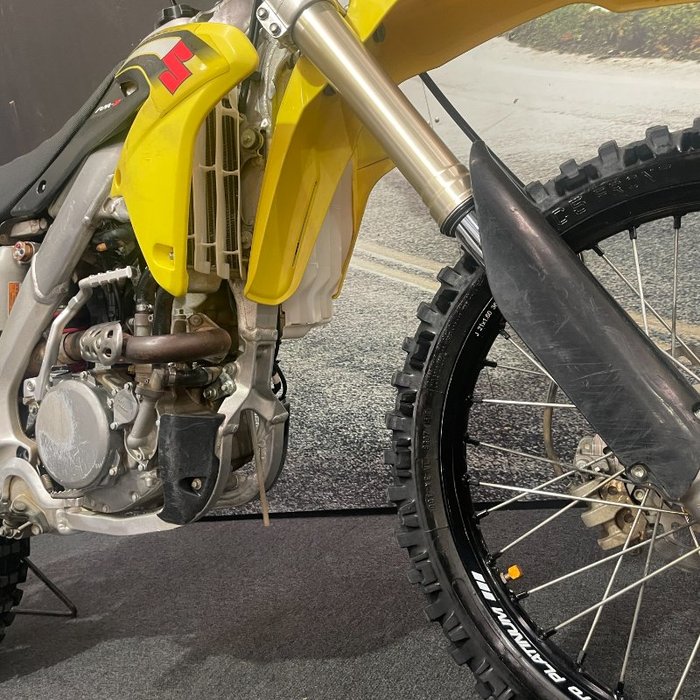 2016 Suzuki RM-Z250 Yellow