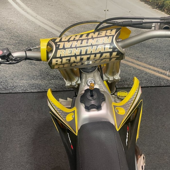 2016 Suzuki RM-Z250 Yellow