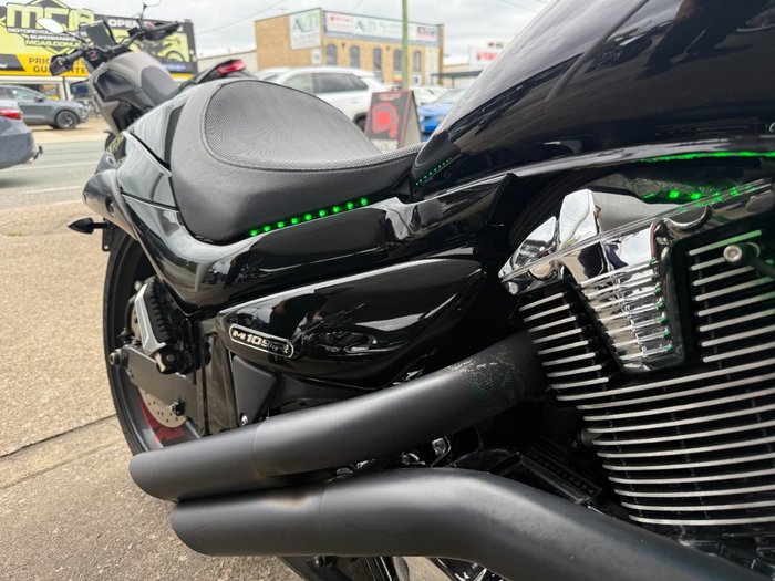 2011 Suzuki VZR 1800 BOULEVARD (M109R) BLACK