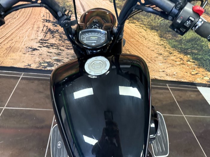 2010 Yamaha XVS1300A V-STAR BLACK