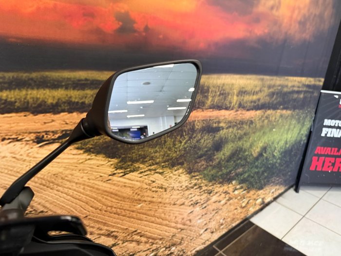 2022 Yamaha YZF-R3 BLACK