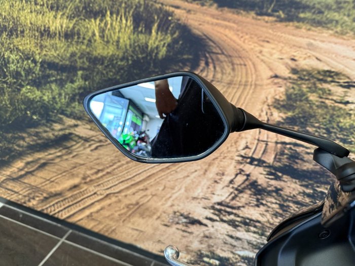 2022 Yamaha YZF-R3 BLACK