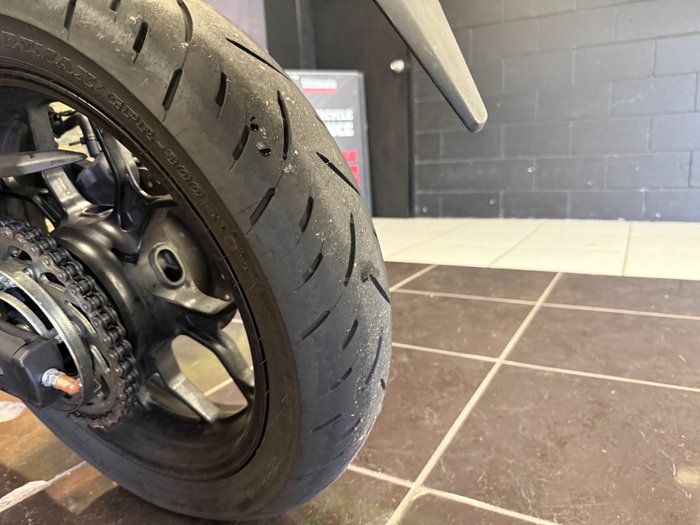 2022 Yamaha YZF-R3 BLACK