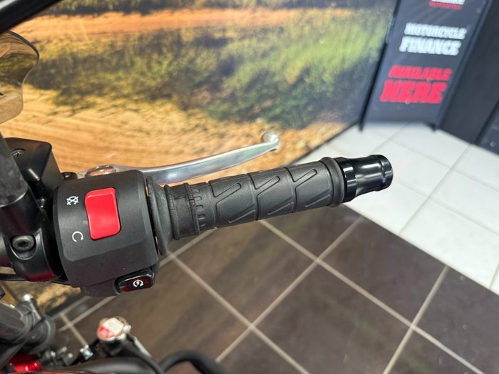 2023 Kawasaki Z650L (LAMS) WHITE