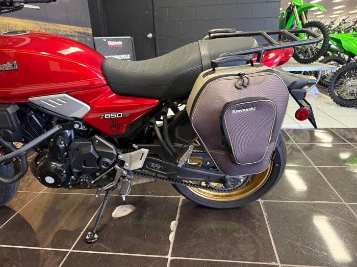 2023 Kawasaki Z650L (LAMS) WHITE