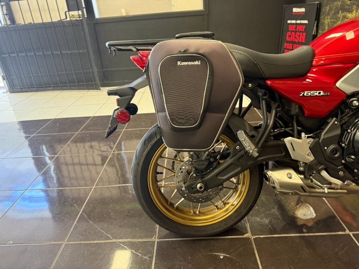 2023 Kawasaki Z650L (LAMS) WHITE