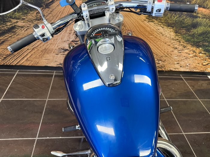 2010 Suzuki VZR 1800 BOULEVARD (M109R) BLACK