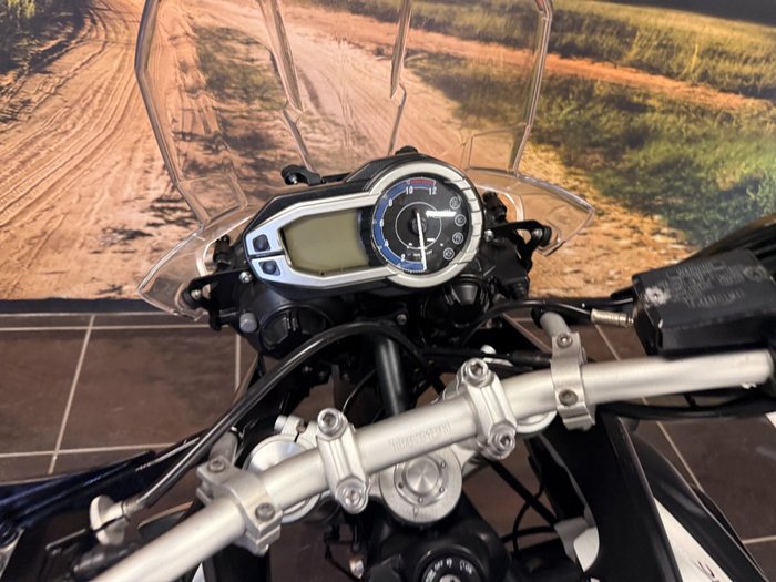 2012 Triumph TIGER 800 ABS WHITE