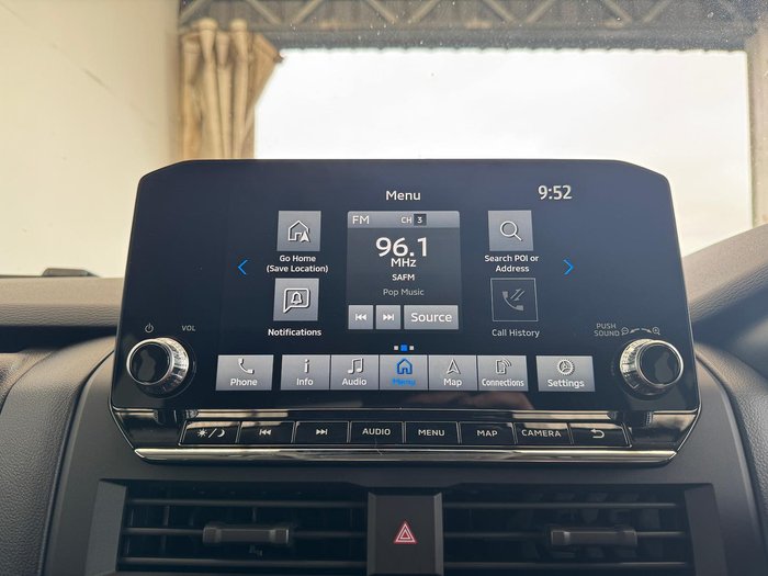 2025 Mitsubishi Triton GLX+