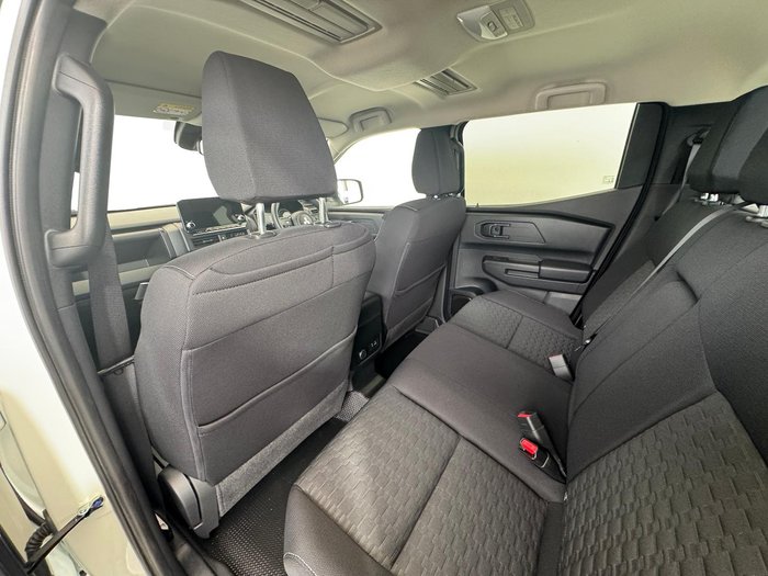 2025 Mitsubishi Triton GLX+