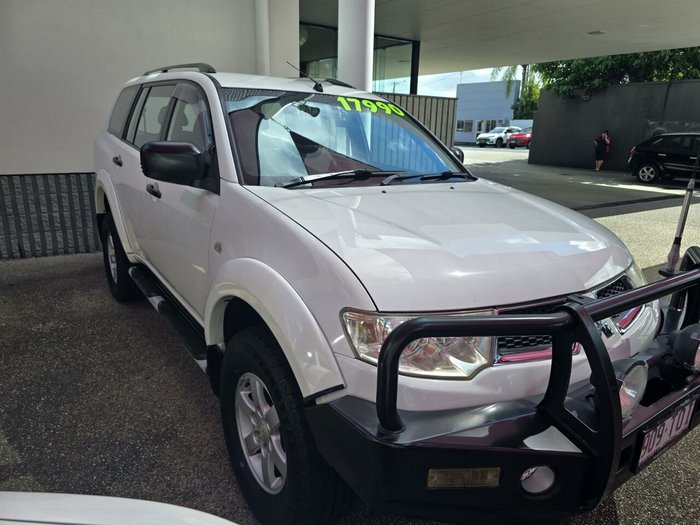 2013 Mitsubishi Challenger