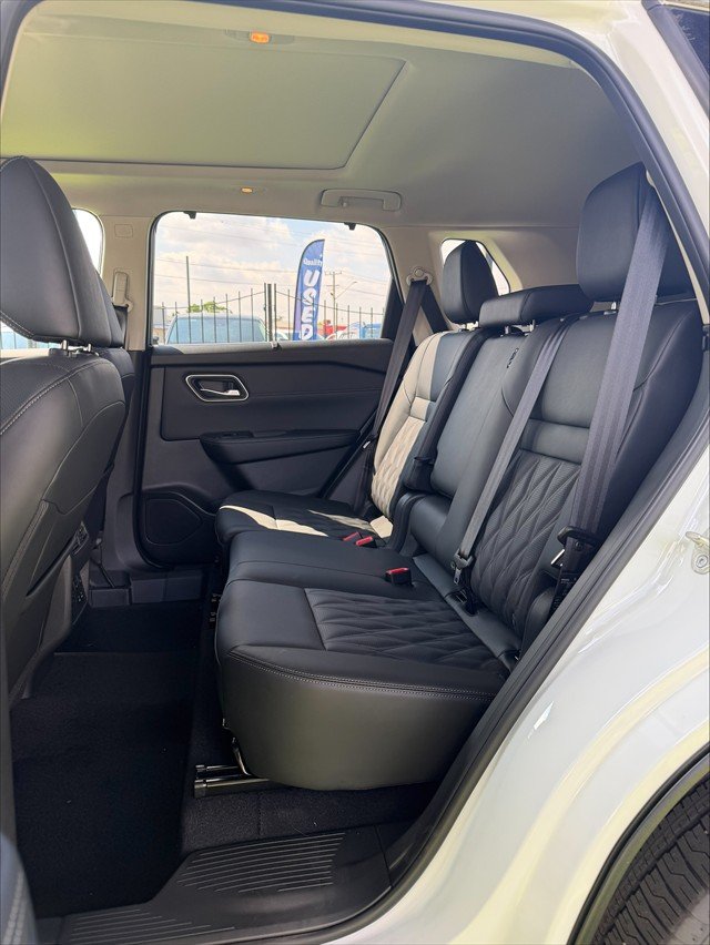 2025 Nissan T33 TI-L