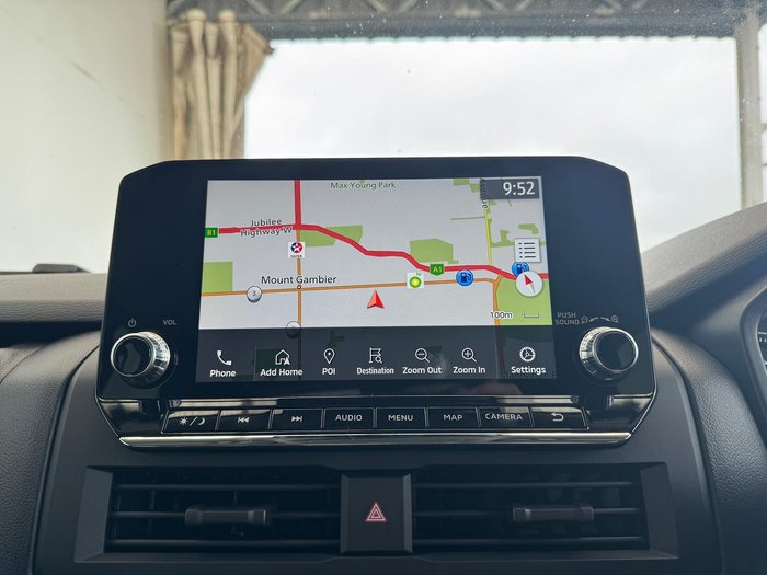 2025 Mitsubishi Triton GLX+