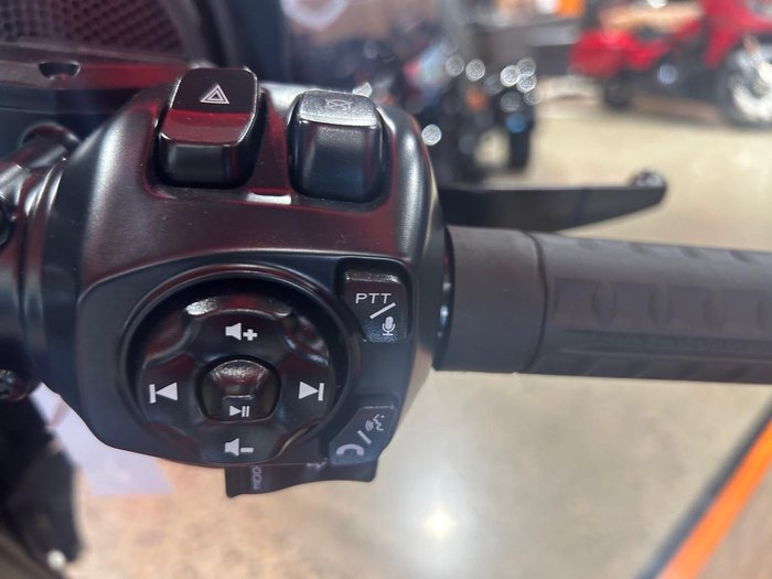 2025 Harley-Davidson Street Glide 117 (FLHX) Touring Red