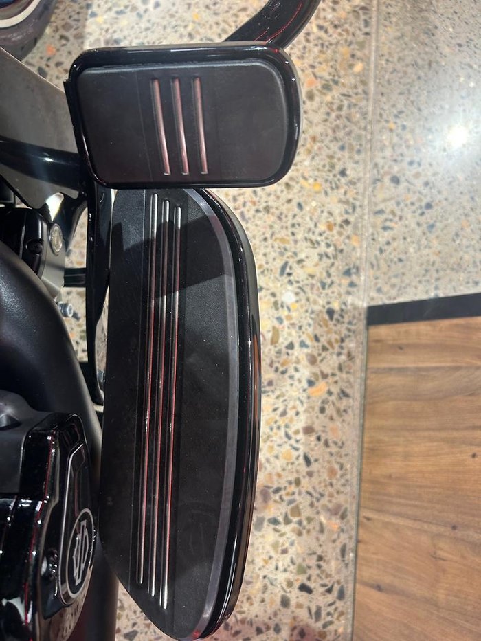 2025 Harley-Davidson Street Glide 117 (FLHX) Touring Red