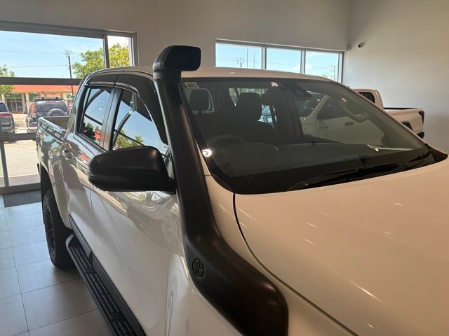 2023 Toyota Hilux 4x4 2.8L DSL D/C/C 6AT SR