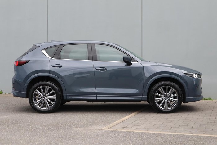 2025 Mazda CX-5 G25 Akera
