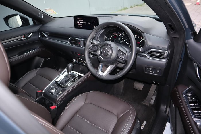 2025 Mazda CX-5 G25 Akera