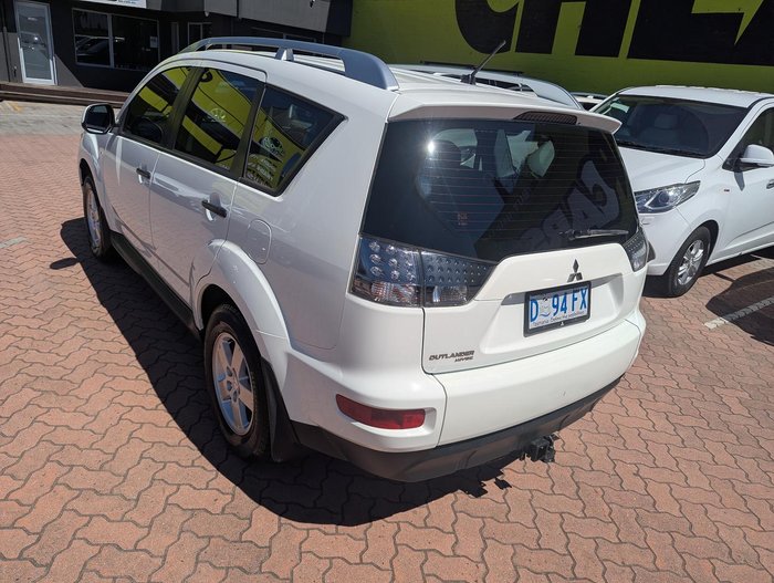 2010 Mitsubishi Outlander LS ZH MY10 4X4 On Demand White