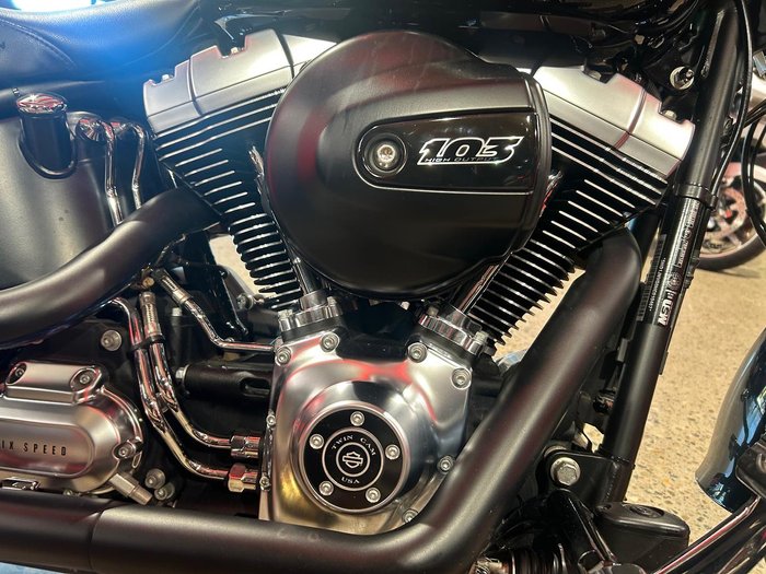 2017 Harley-Davidson Fat Boy Lo 1690 (FLSTFB) Softail Black