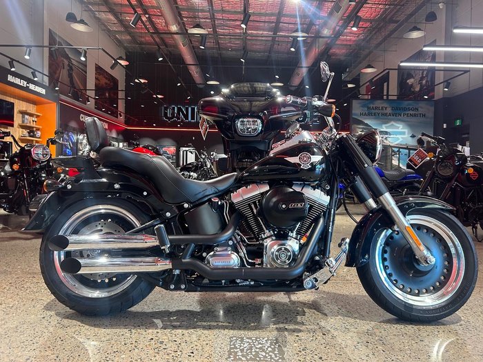 2017 Harley-Davidson Fat Boy Lo 1690 (FLSTFB) Softail Black