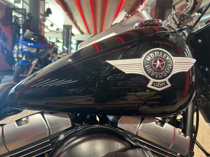 2017 Harley-Davidson Fat Boy Lo 1690 (FLSTFB) Softail Black