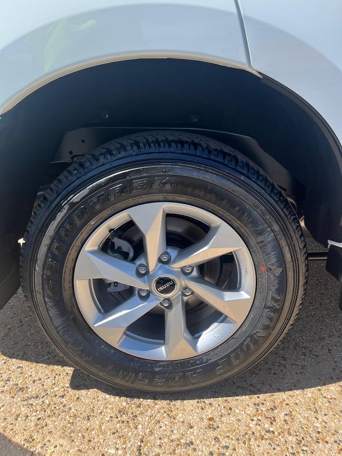 2025 Isuzu MU-X LS-M