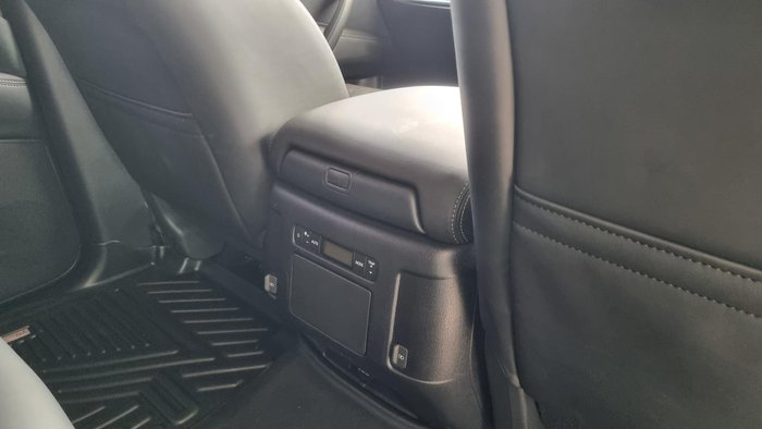 2025 Nissan Patrol Ti