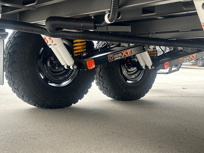 2026 New Age Caravans 21 Ft Roadowl Expedition Double Bunk My26 Ro21bemy26