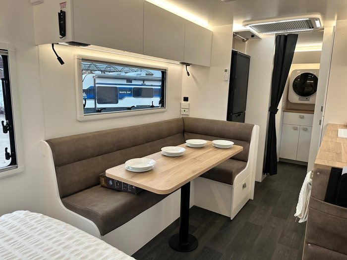 2026 New Age Caravans Manta Ray 19 Ft Mr19ermy26