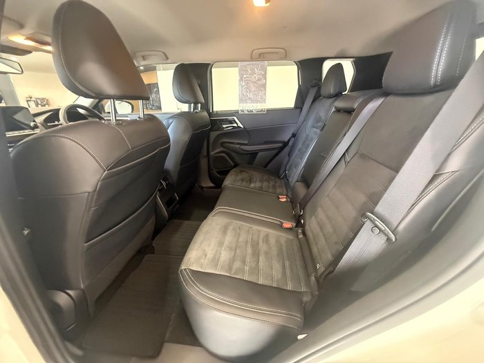 2024 Mitsubishi Outlander PHEV Aspire