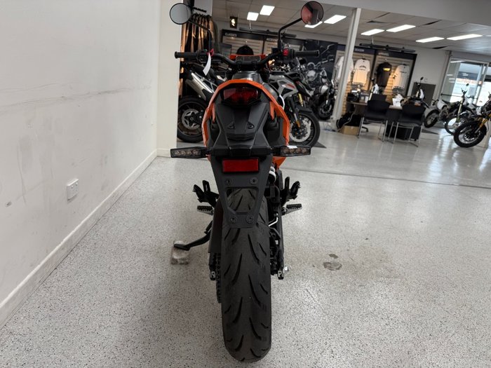 2025 Ktm 390 SMC R White